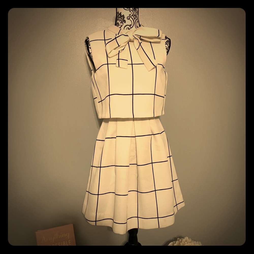 GRACIA  Windowpane Dress Small